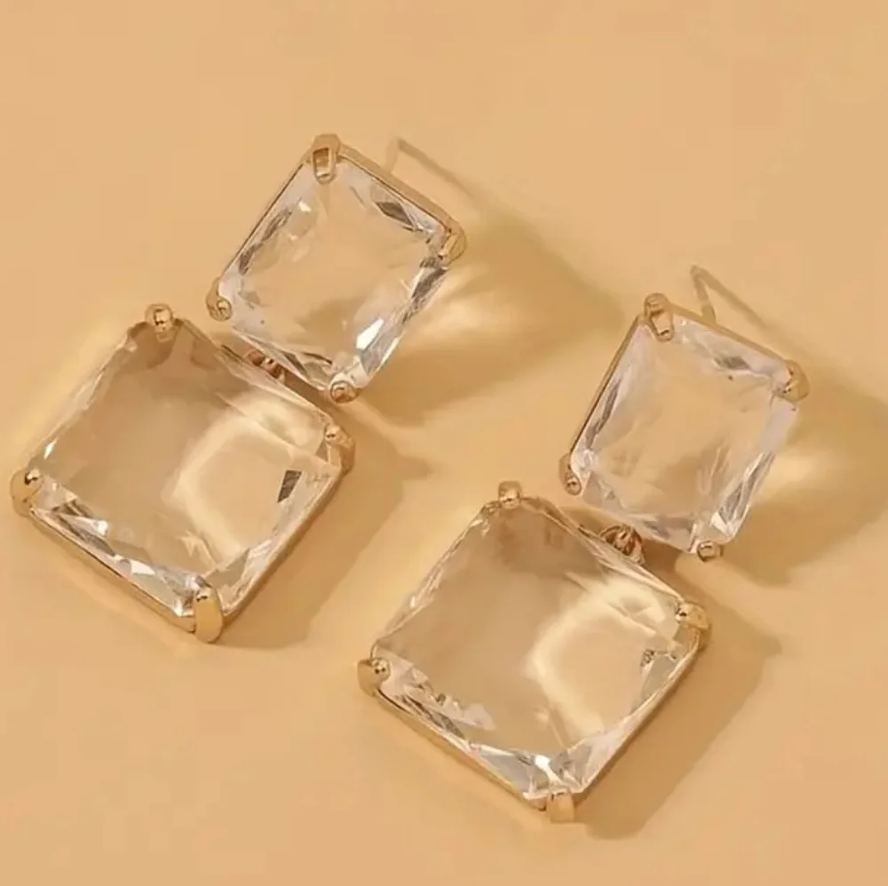 Gold Double Square Drop Fashion Earrings ✨💛✨💛✨💛✨💛 - Picture 3 of 6